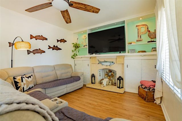 928 GROVELAND AVENUE, Venice, FL 34285