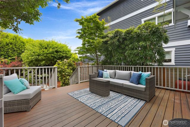 2642 NW 87th Street, Seattle, WA 98117