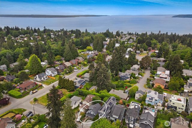 2642 NW 87th Street, Seattle, WA 98117