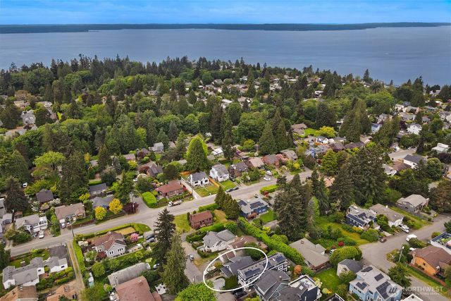 2642 NW 87th Street, Seattle, WA 98117