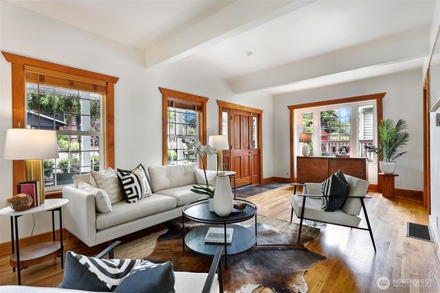 2642 NW 87th Street, Seattle, WA 98117