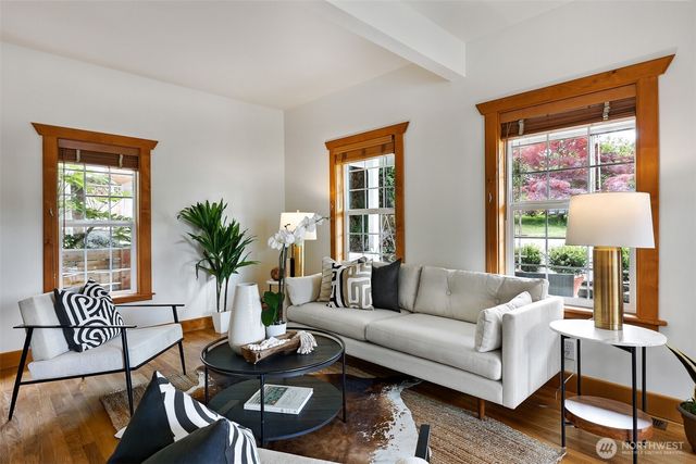 2642 NW 87th Street, Seattle, WA 98117