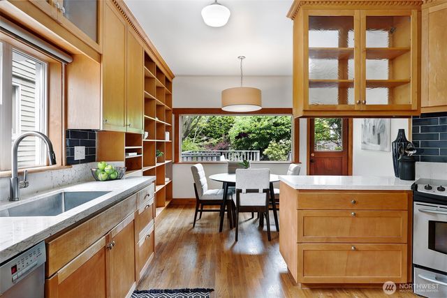 2642 NW 87th Street, Seattle, WA 98117