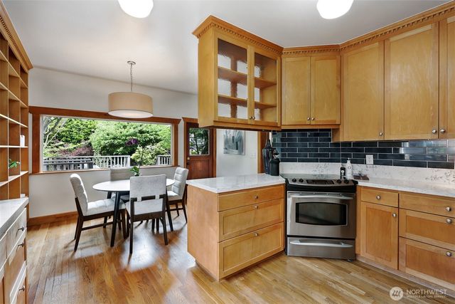2642 NW 87th Street, Seattle, WA 98117