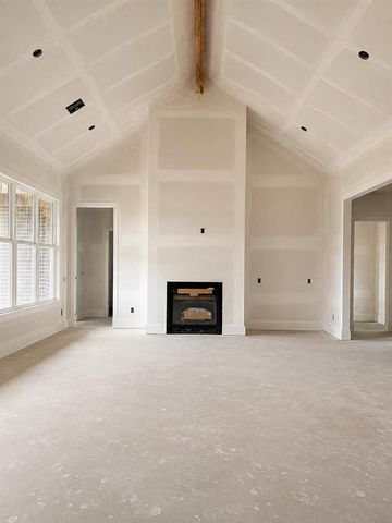 11817 NW 108th Place, Yukon, OK 73099