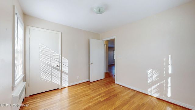 2437 Proctor Knott Dr, Louisville, KY 40218