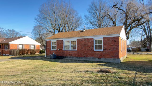 2437 Proctor Knott Dr, Louisville, KY 40218