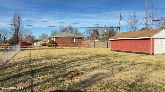 2437 Proctor Knott Dr, Louisville, KY 40218