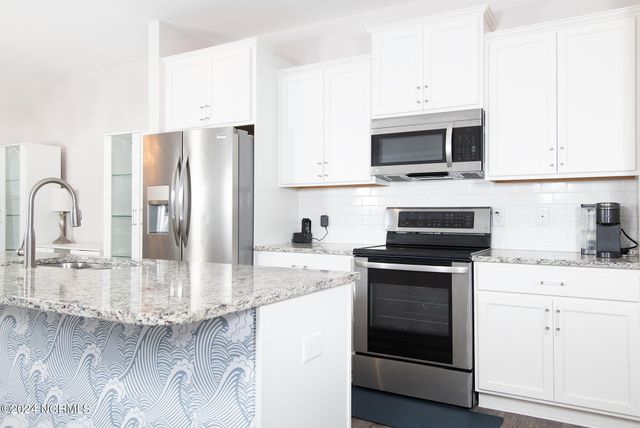 220 Gray Duck Drive, Beaufort, NC 28516