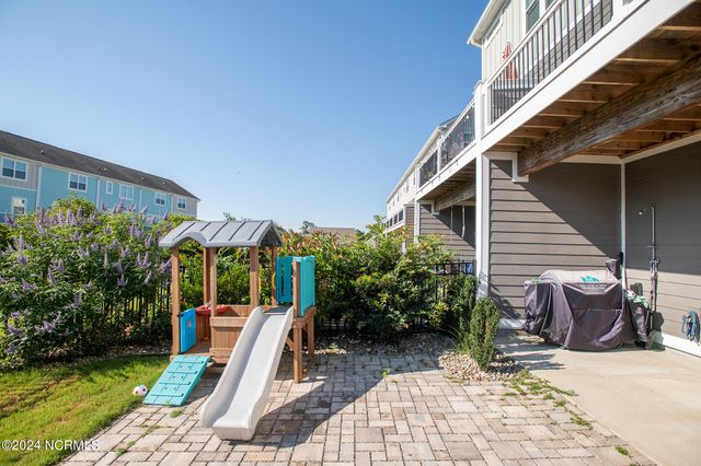 220 Gray Duck Drive, Beaufort, NC 28516