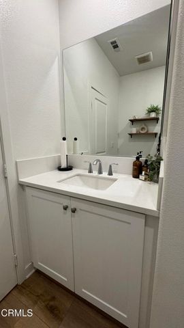 1939 Meyer Court, Santa Paula, CA 93060