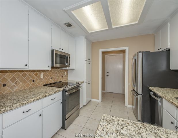3011 Cortez Street, College Station, TX 77845