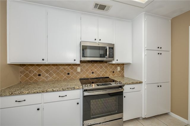 3011 Cortez Street, College Station, TX 77845