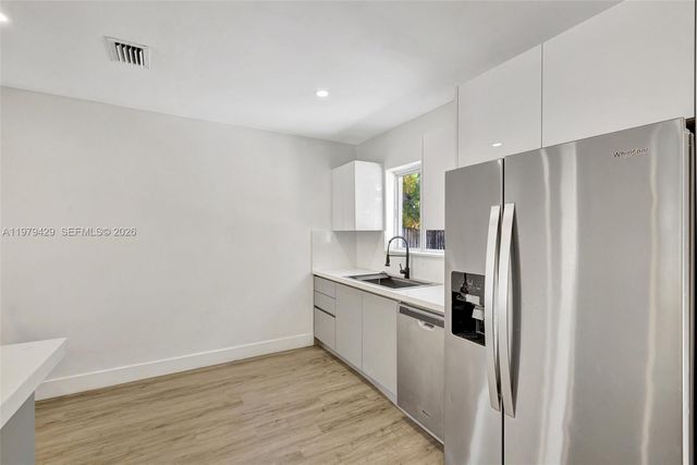 843 SW 20th St, Fort Lauderdale, FL 33315