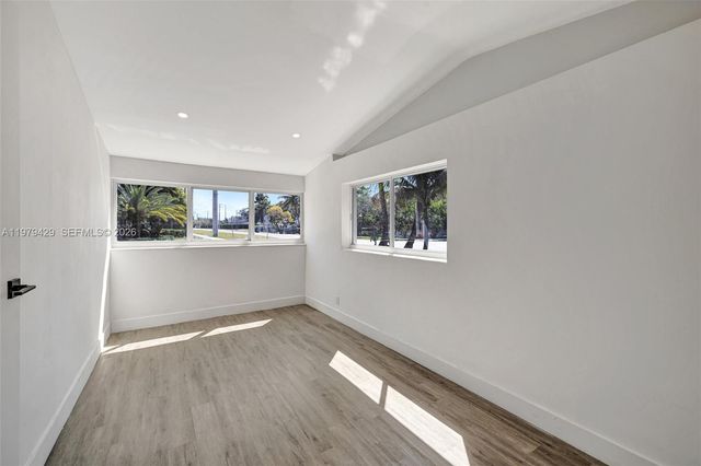 843 SW 20th St, Fort Lauderdale, FL 33315