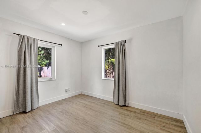 843 SW 20th St, Fort Lauderdale, FL 33315