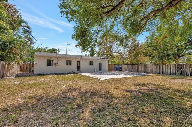 843 SW 20th St, Fort Lauderdale, FL 33315