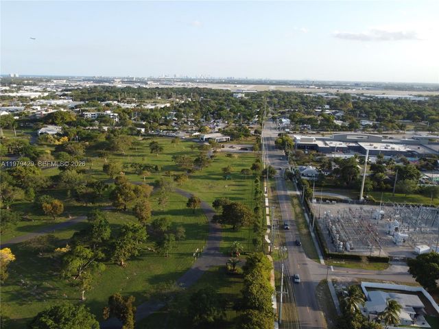 843 SW 20th St, Fort Lauderdale, FL 33315