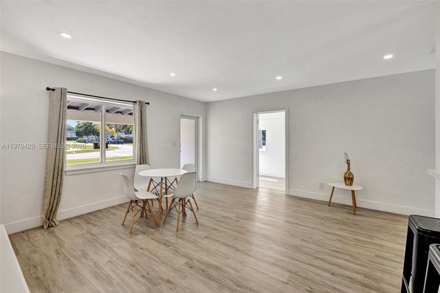 843 SW 20th St, Fort Lauderdale, FL 33315