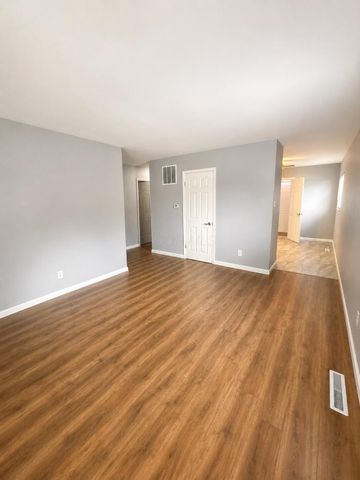 3049 Durham Drive, Columbus, OH 43207
