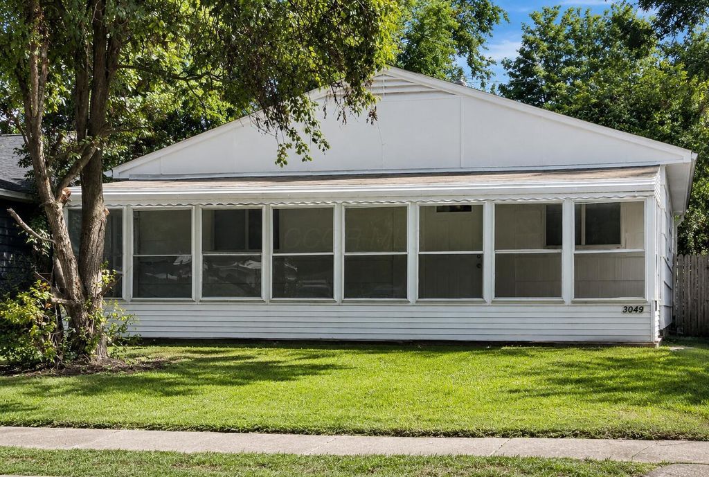 3049 Durham Drive, Columbus, OH 43207