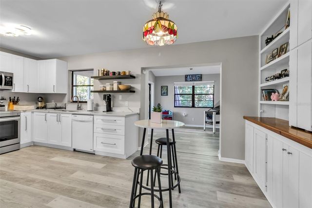 3415 51ST AVENUE CIRCLE W 206, Bradenton, FL 34210