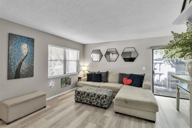 3415 51ST AVENUE CIRCLE W 206, Bradenton, FL 34210