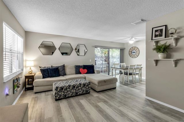 3415 51ST AVENUE CIRCLE W 206, Bradenton, FL 34210