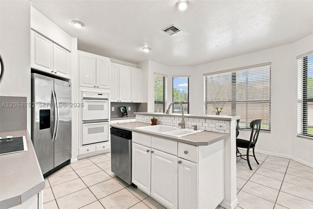 344 SW 159th Ln, Pembroke Pines, FL 33027