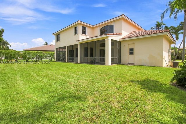 344 SW 159th Ln, Pembroke Pines, FL 33027