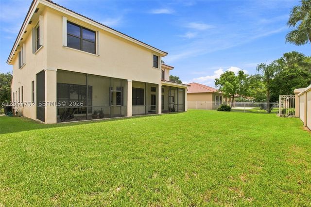 344 SW 159th Ln, Pembroke Pines, FL 33027