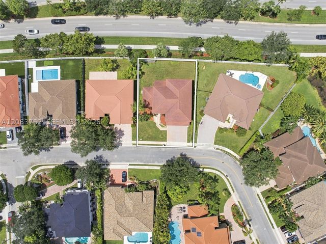 344 SW 159th Ln, Pembroke Pines, FL 33027