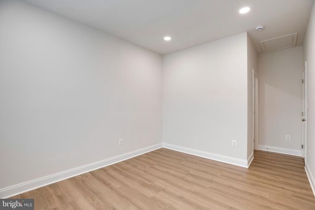 42936 COURTLAND CHASE SQ, Ashburn, VA 20148