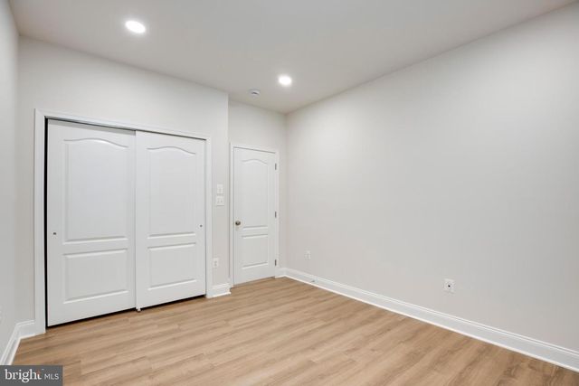 42936 COURTLAND CHASE SQ, Ashburn, VA 20148