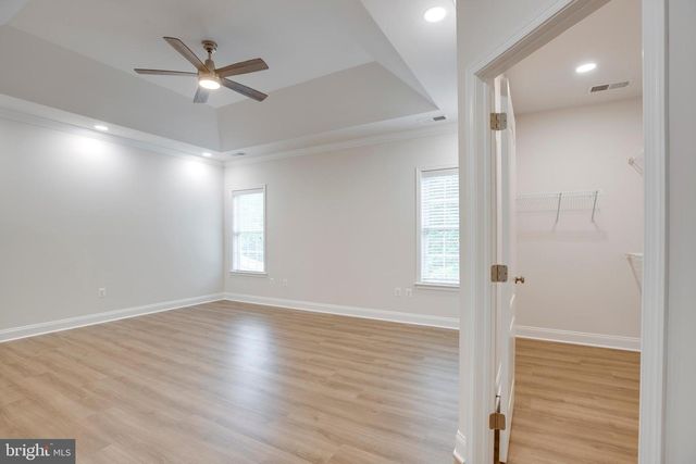 42936 COURTLAND CHASE SQ, Ashburn, VA 20148