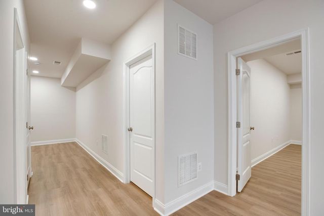 42936 COURTLAND CHASE SQ, Ashburn, VA 20148