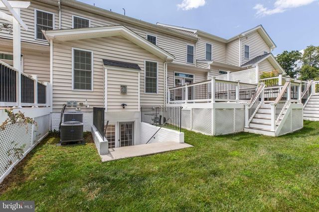 42936 COURTLAND CHASE SQ, Ashburn, VA 20148