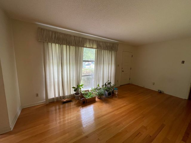 835 Brookfield Avenue, Chattanooga, TN 37412