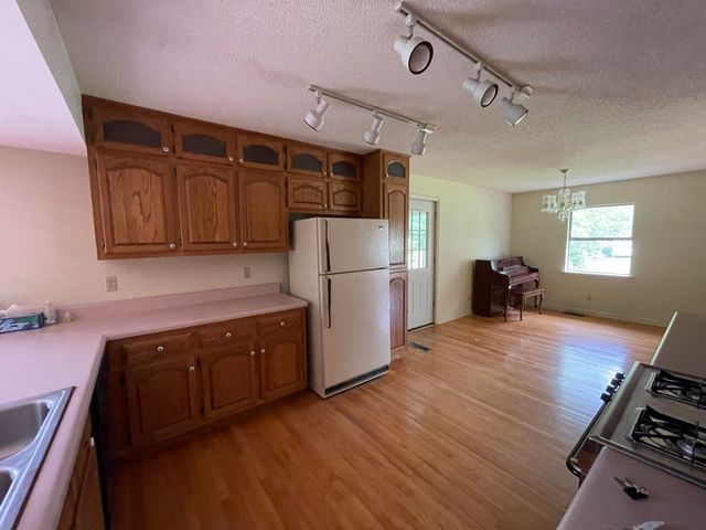 835 Brookfield Avenue, Chattanooga, TN 37412