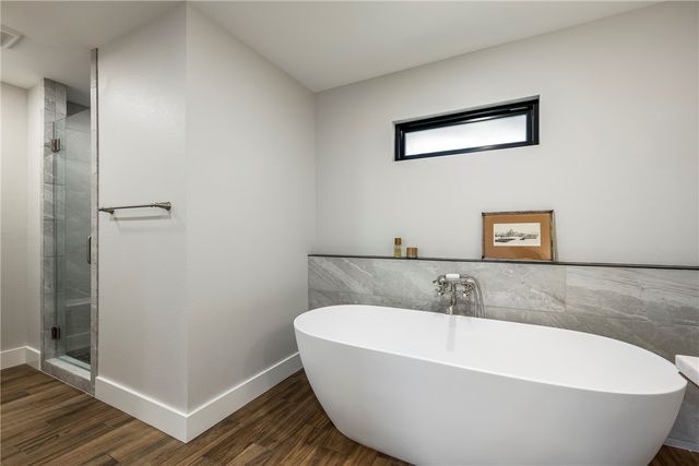 530 W Pecan Street, Rogers, AR 72756