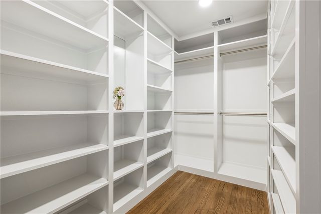 530 W Pecan Street, Rogers, AR 72756