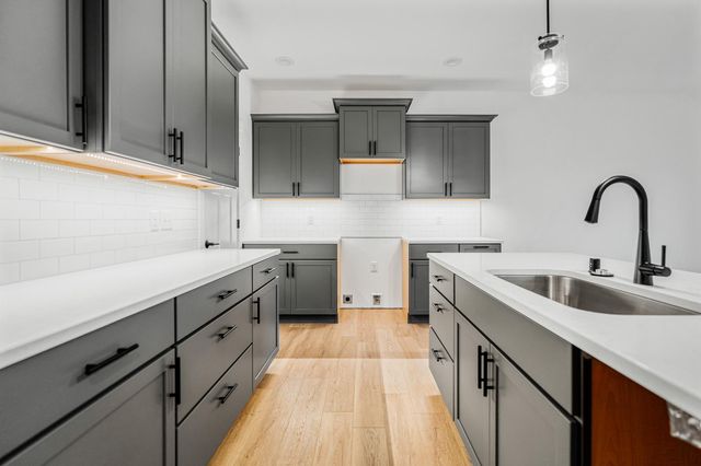 1628 Red Clover Street, Holmen, WI 54636