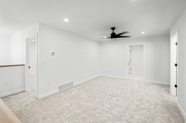 1628 Red Clover Street, Holmen, WI 54636