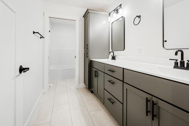 1628 Red Clover Street, Holmen, WI 54636