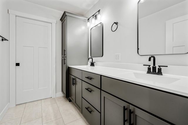 1628 Red Clover Street, Holmen, WI 54636