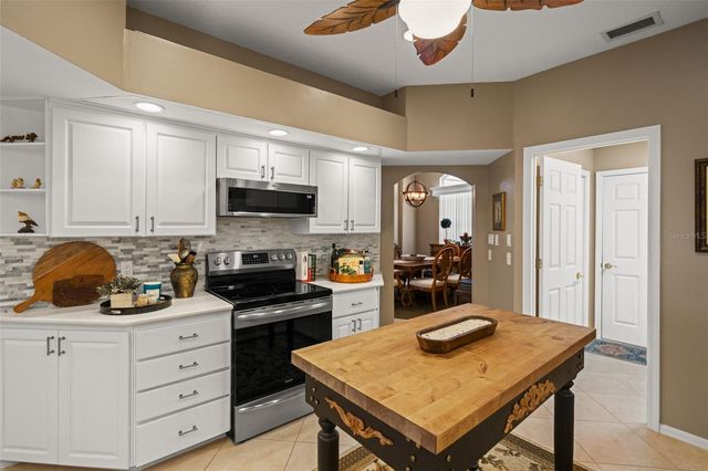 8420 MAYBELLE DRIVE, Weeki Wachee, FL 34613