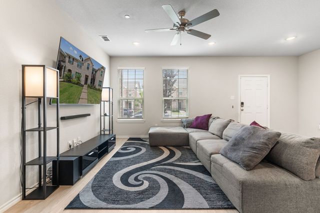 2224 Davenport Drive, Denton, TX 76207