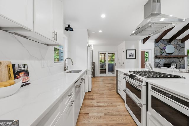 493 Willow Springs Drive, Marietta, GA 30068
