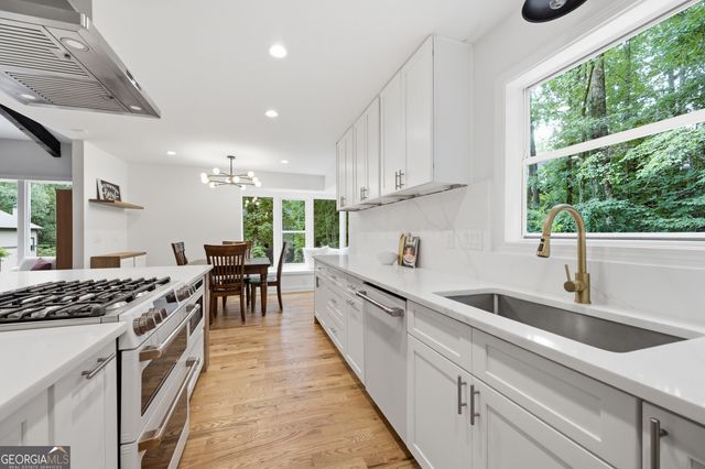 493 Willow Springs Drive, Marietta, GA 30068