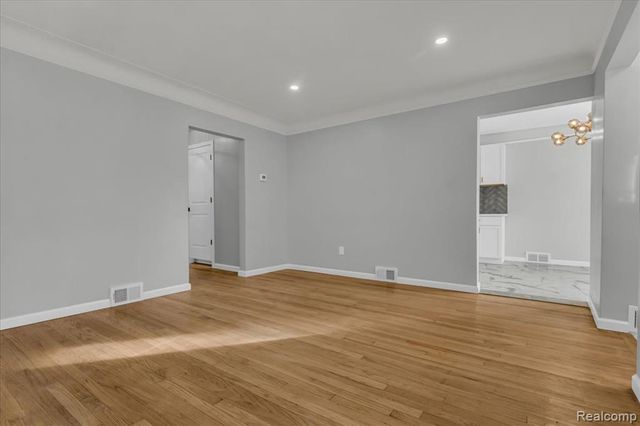 16874 Coyle Street, Detroit, MI 48235